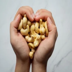 Natura d'Oriente Anacardi naturali crudi