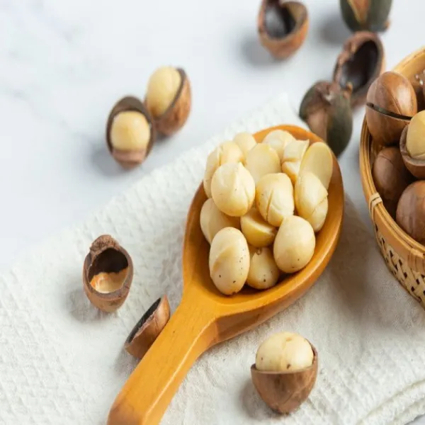 Natura d'Oriente Noci di Macadamia Crude Sgusciate